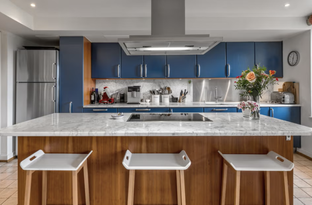 Audrey Hepburn kitchen